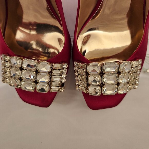 Badgley Mischka Silk Satin Electric Magenta Heeled Sandals. NWT. Size 6 - Picture 6 of 9